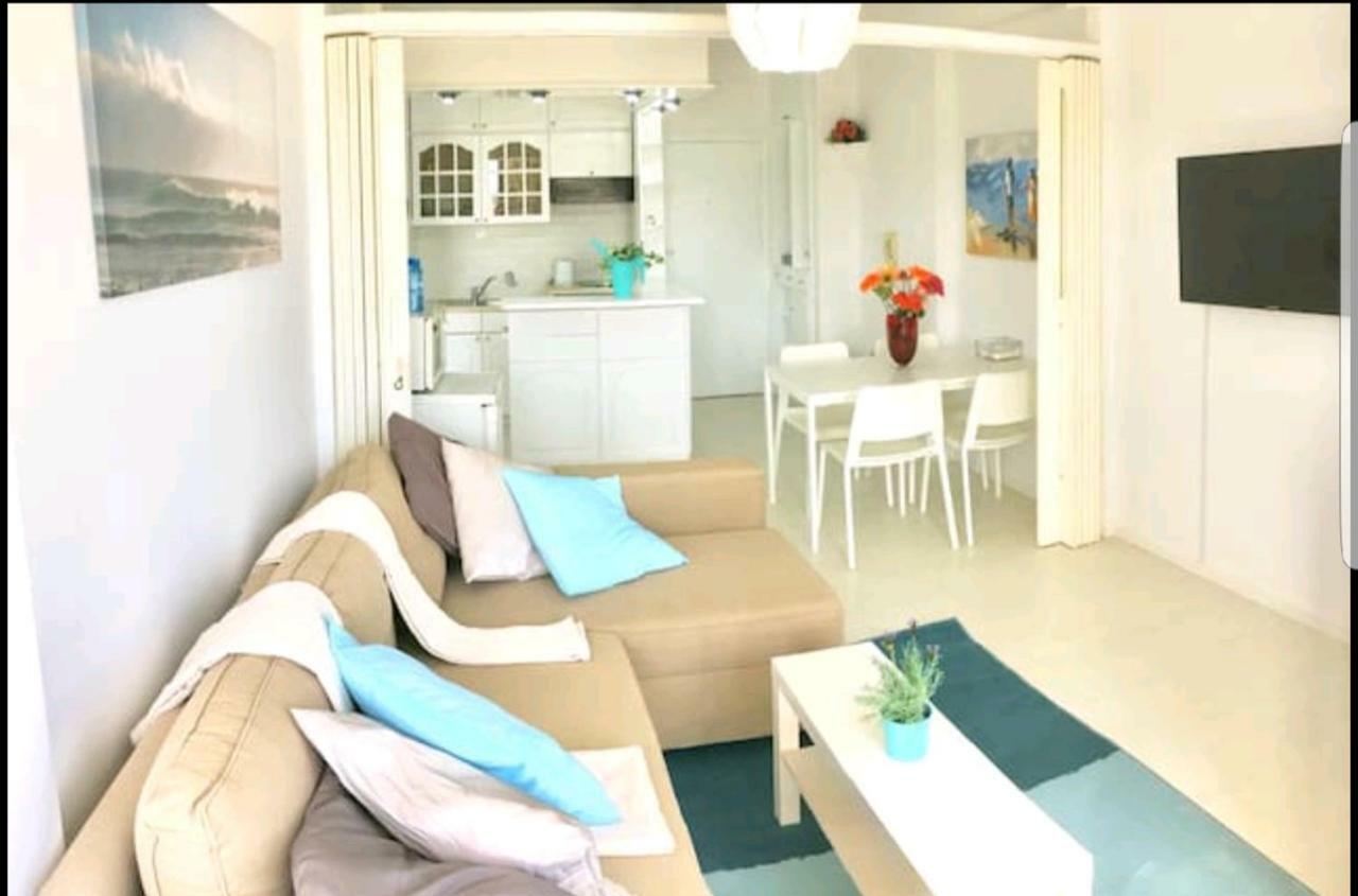 Bettys 1Br Seafront Apt Larnaca Exteriér fotografie
