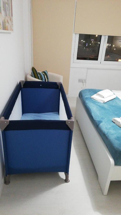 Bettys 1Br Seafront Apt Larnaca Exteriér fotografie